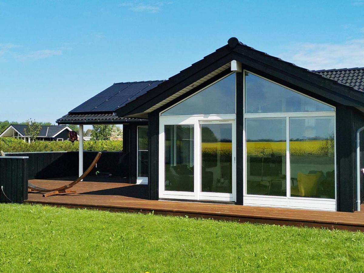 9 Person Holiday Home In Otterup Zewnętrze zdjęcie